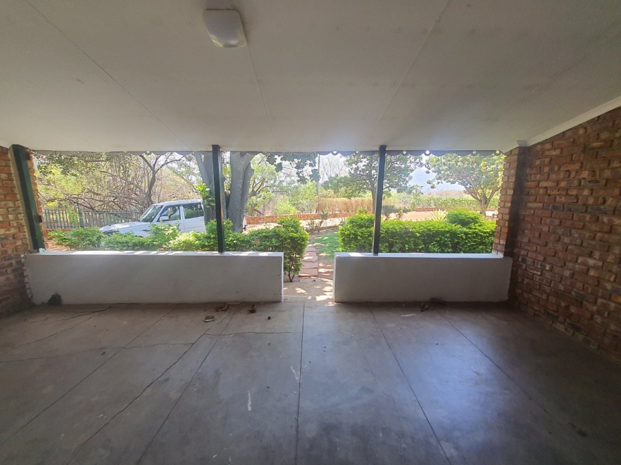 To Let 2 Bedroom Property for Rent in Zandfontein A H North West